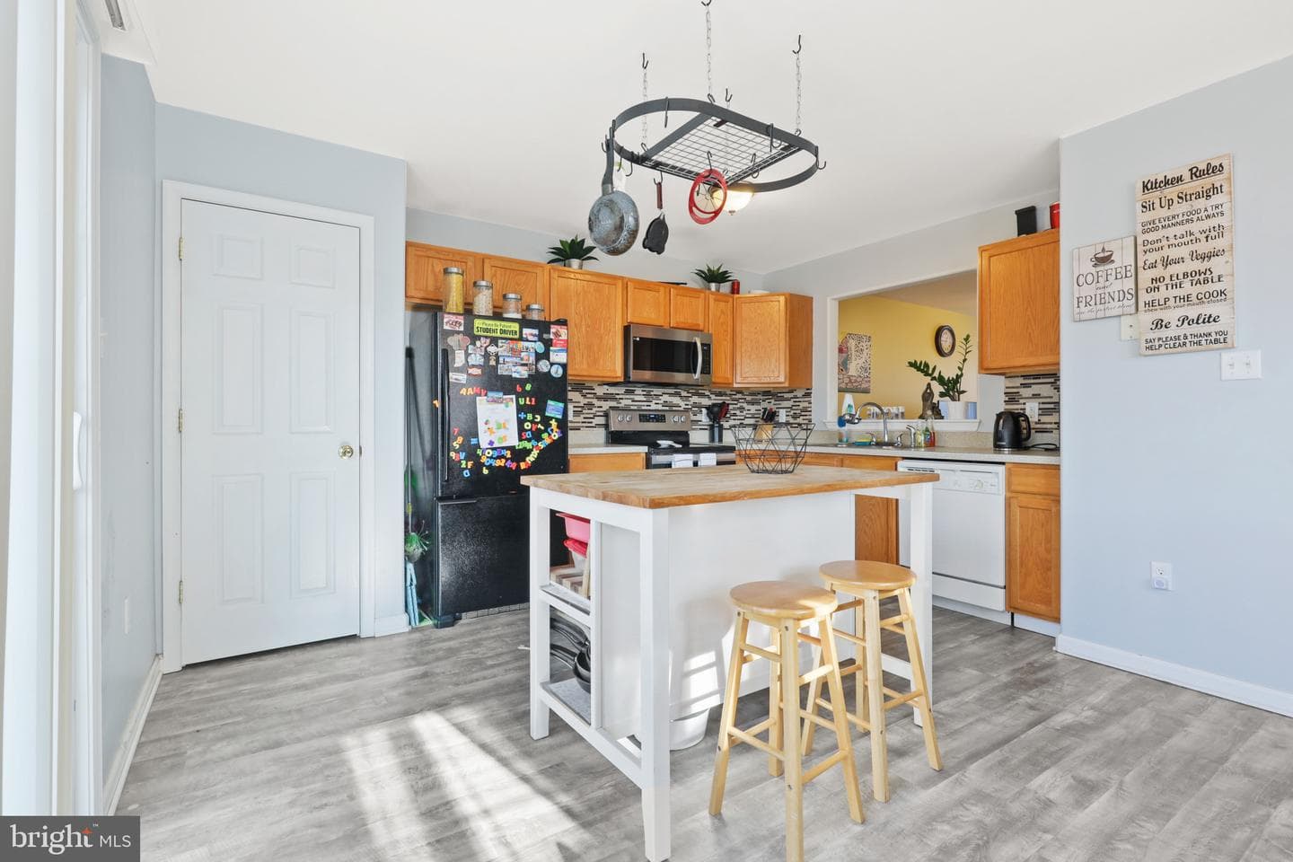 110 Ben Boulevard photo 22