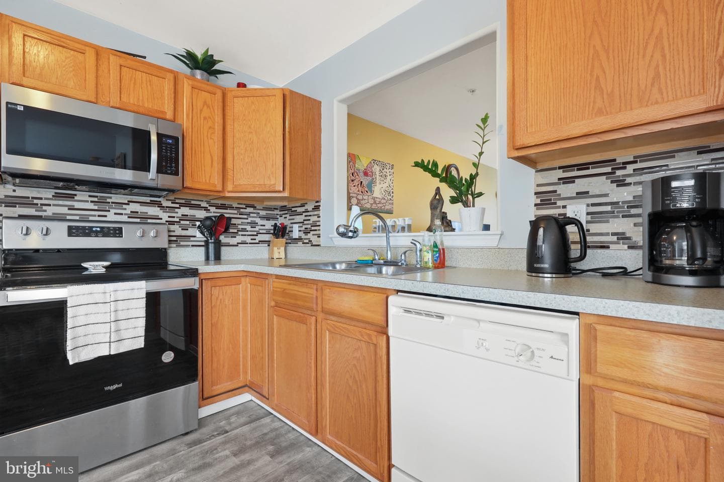 110 Ben Boulevard photo 25