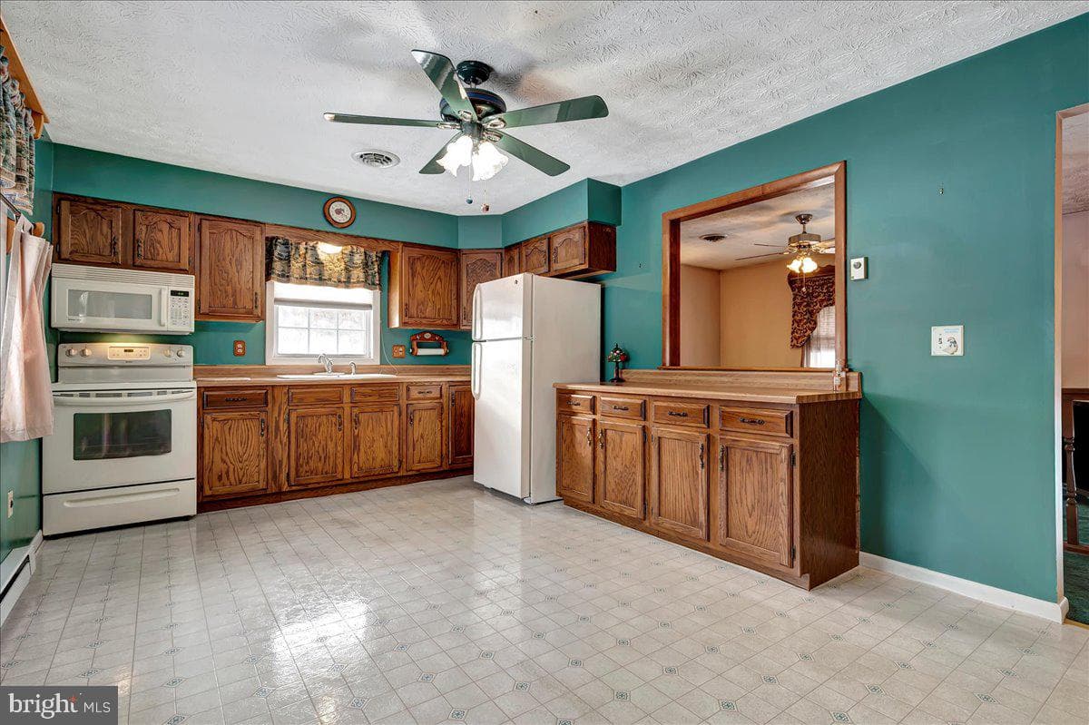 10 Loveland Drive photo 2