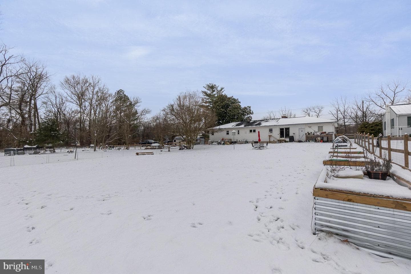 264 Appleton Road photo 27