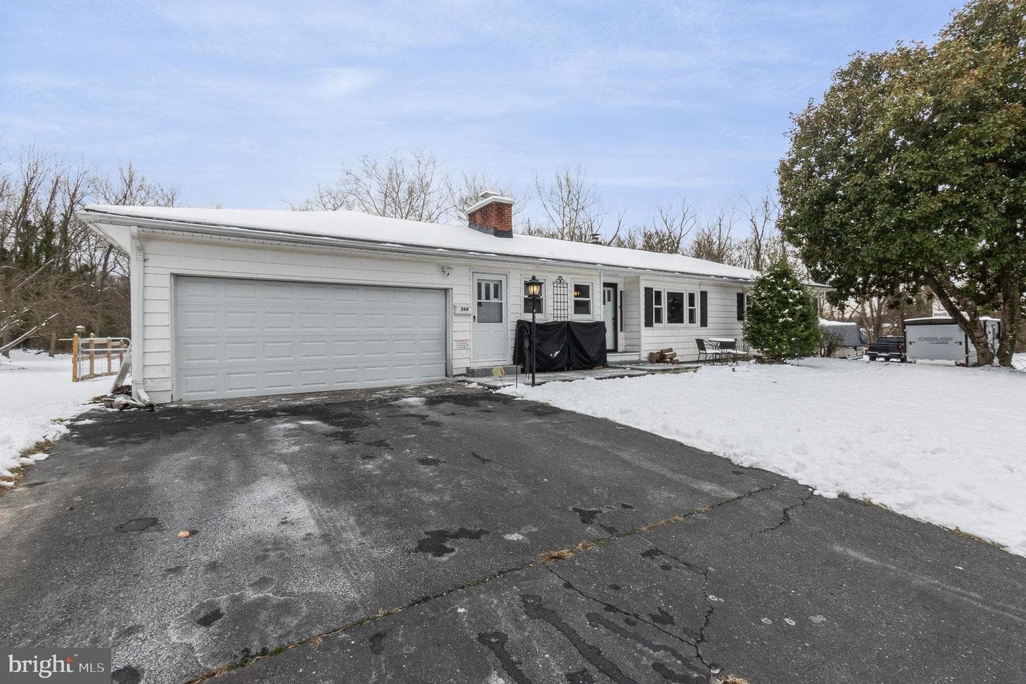 264 Appleton Road photo 3