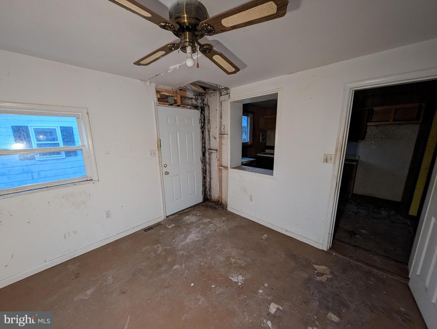 25 4th Avenue photo 6