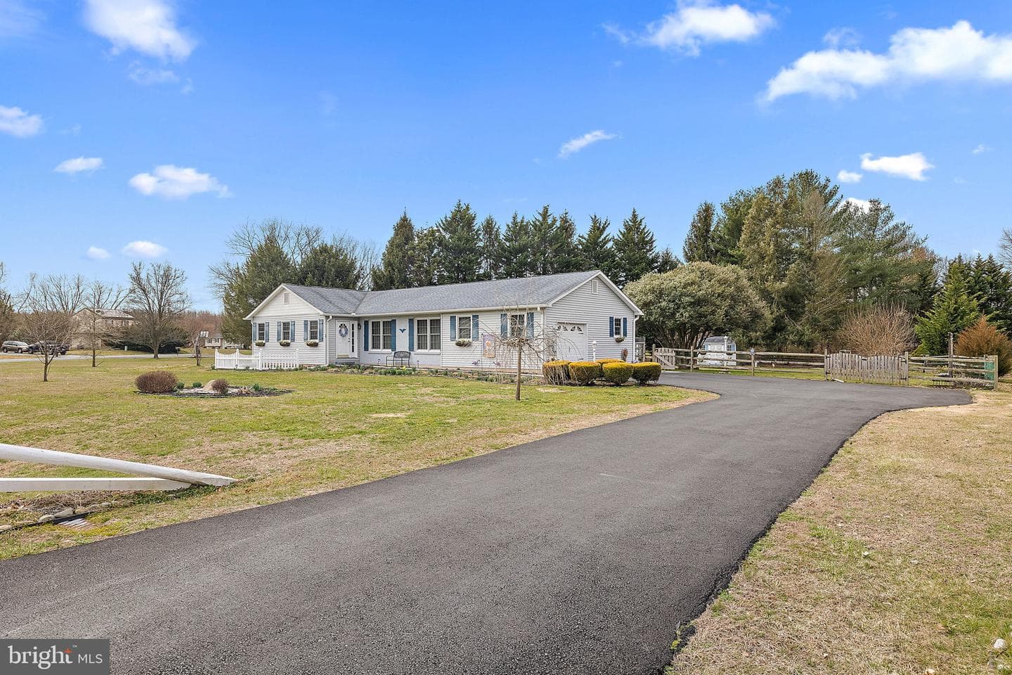 50 Brantwood Drive photo 2