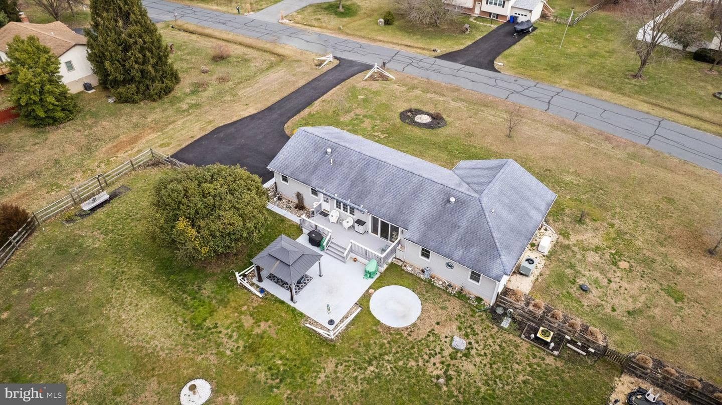 50 Brantwood Drive photo 31