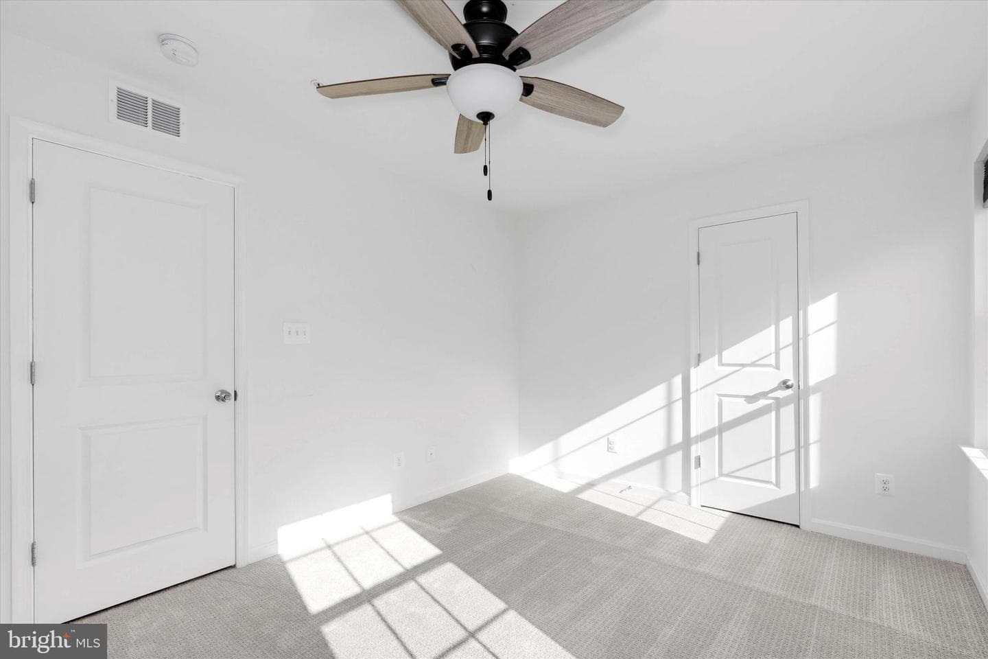 105 Forest Lane photo 23