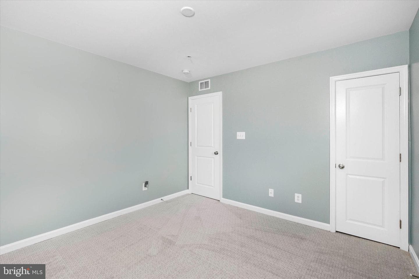 105 Forest Lane photo 27