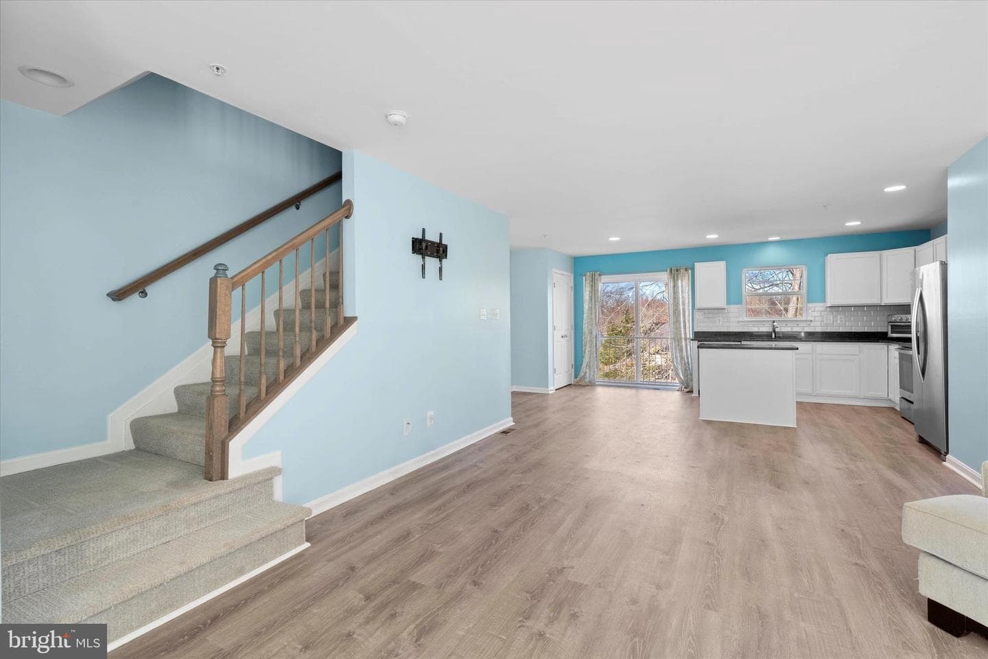 105 Forest Lane photo 6