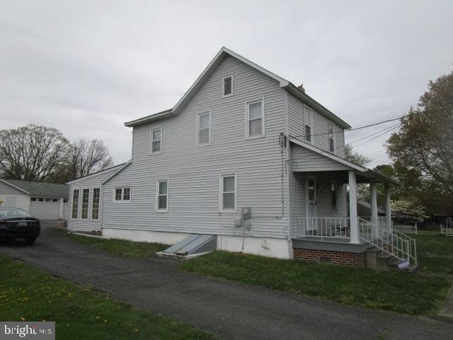 49 Hilltop Road photo 2