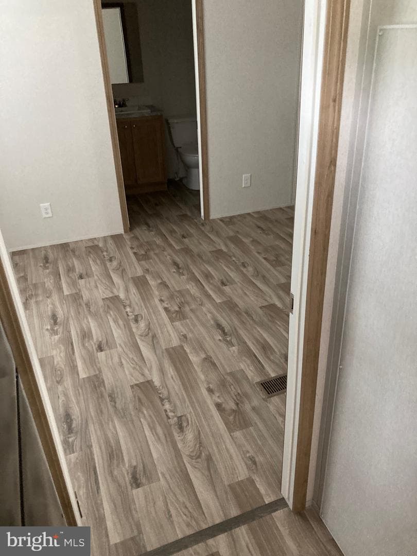 18 Roberts Street photo 4