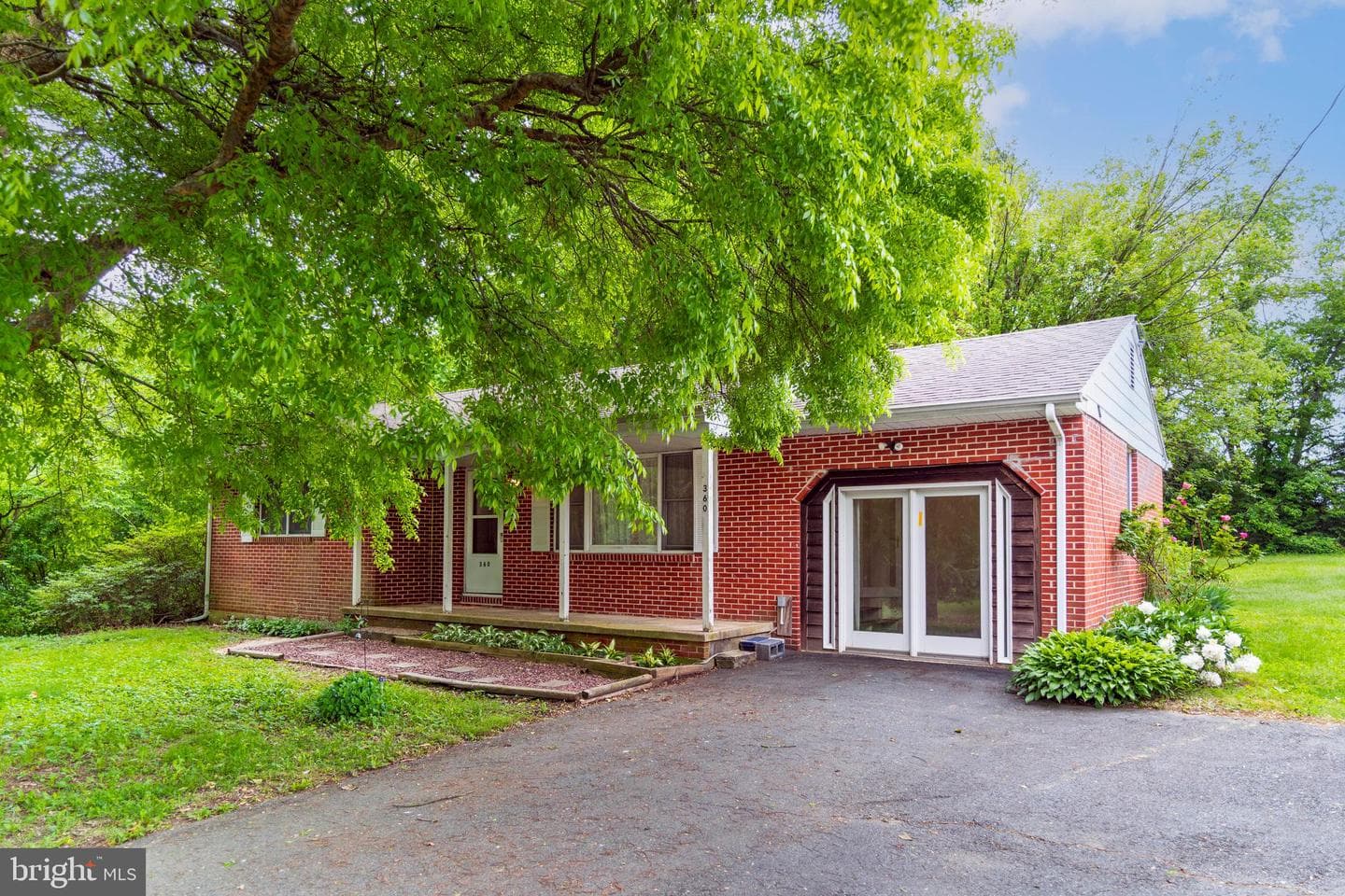 360 Washington Schoolhouse Road photo 2