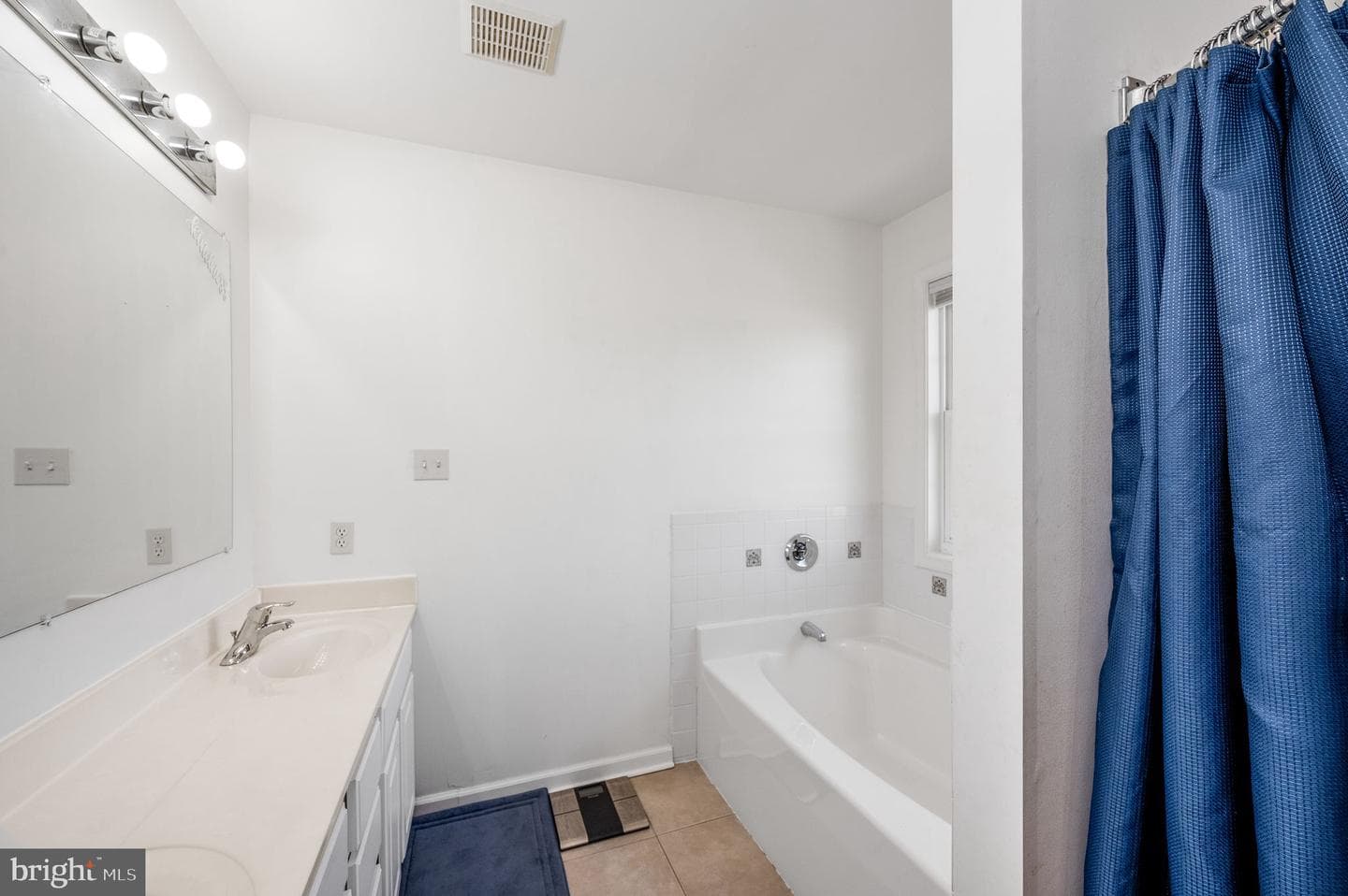 12 Radcliffe Court photo 18