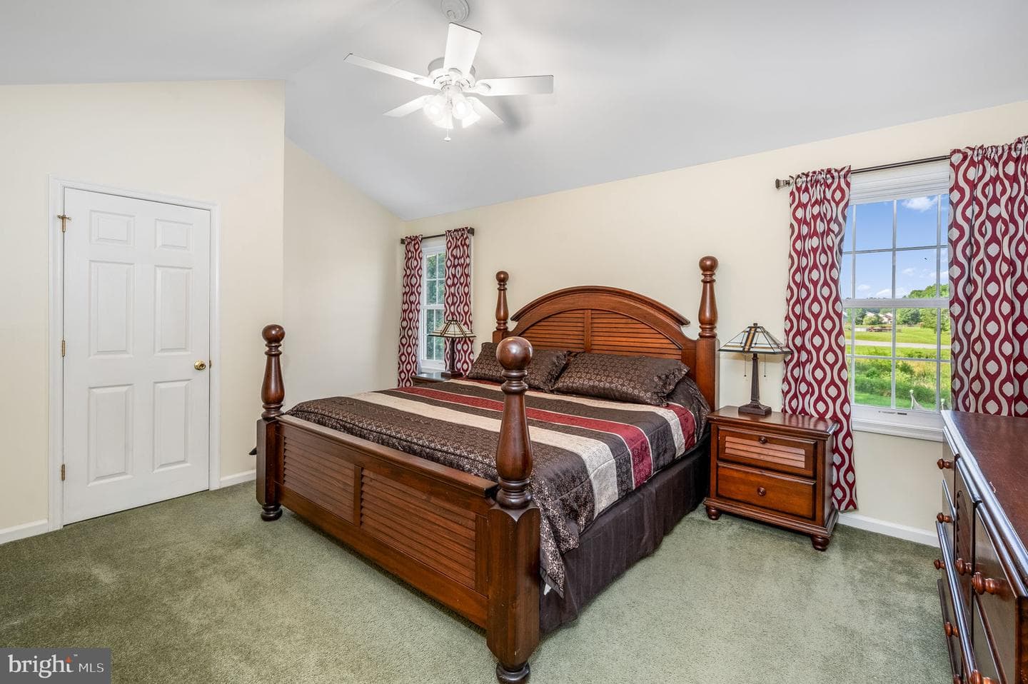 12 Radcliffe Court photo 19
