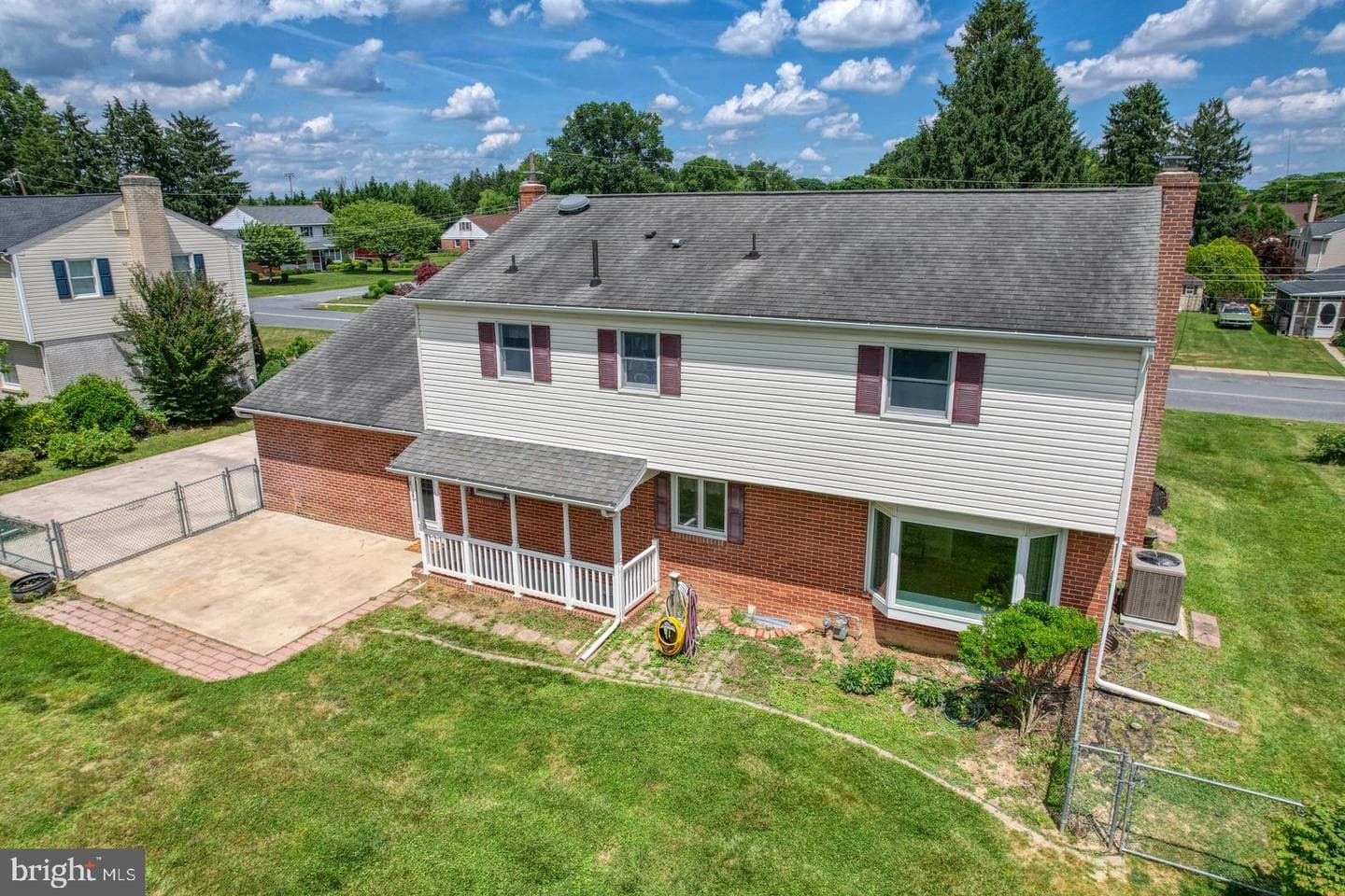 103 James Street photo 38