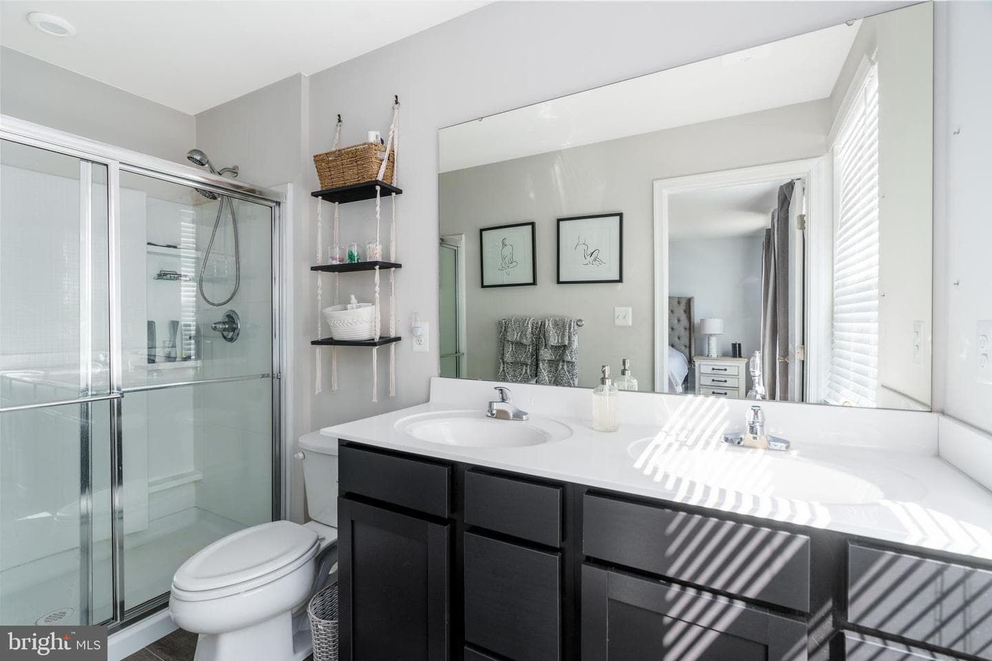 308 Magnolia Drive photo 10