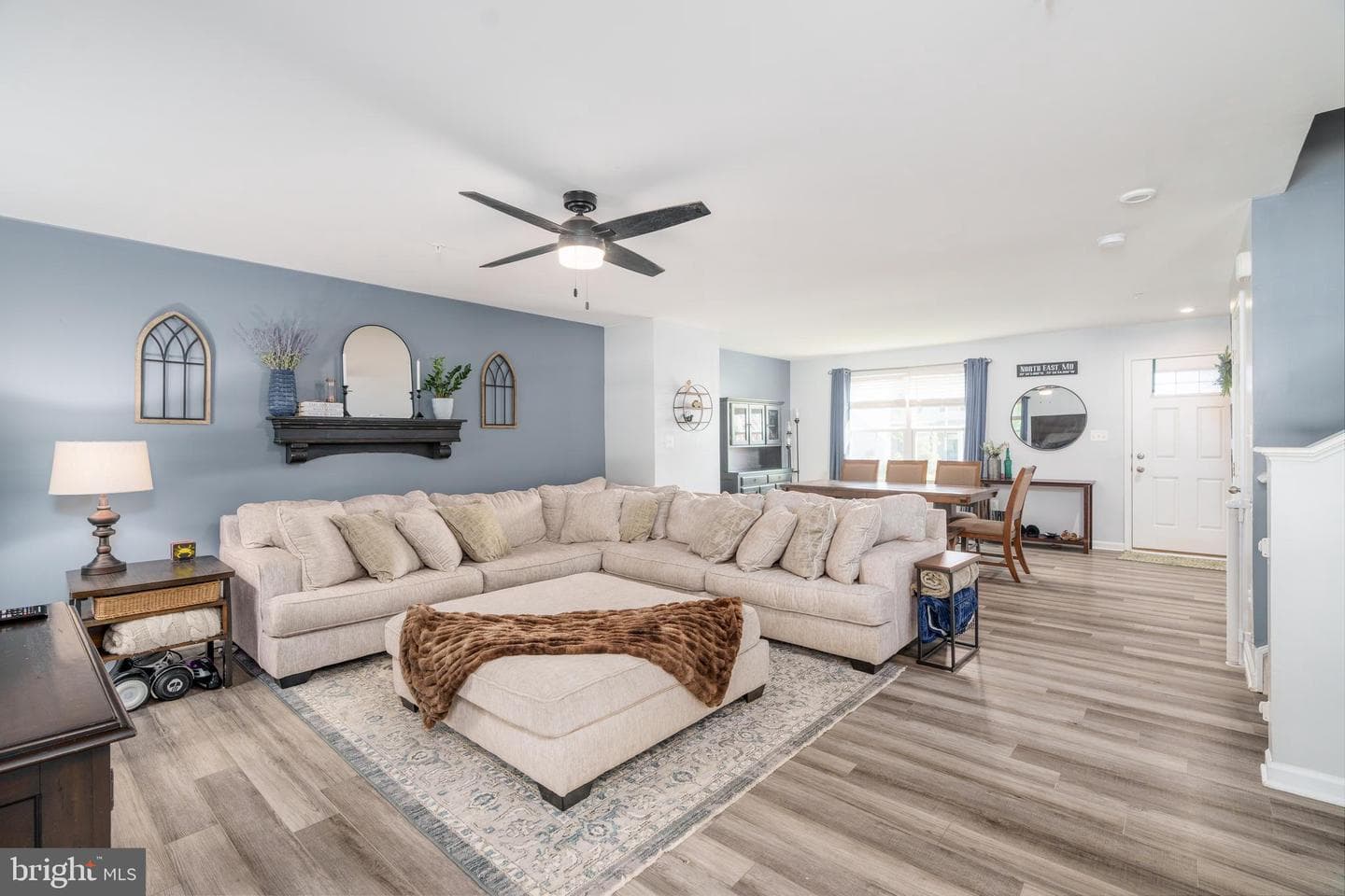 308 Magnolia Drive photo 3