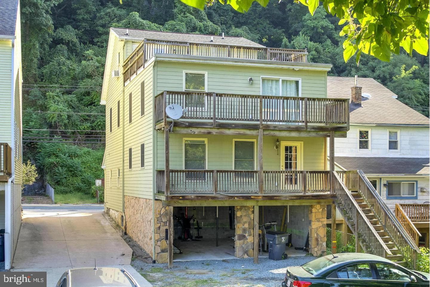 129 N Main Street photo 3