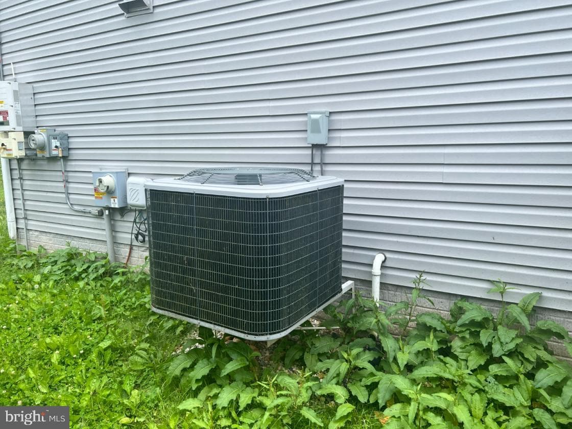 148 Cool Springs Road photo 4