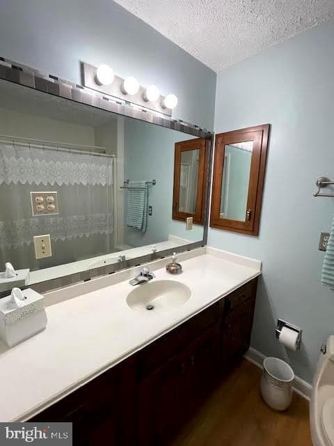 8 W Parkway photo 25