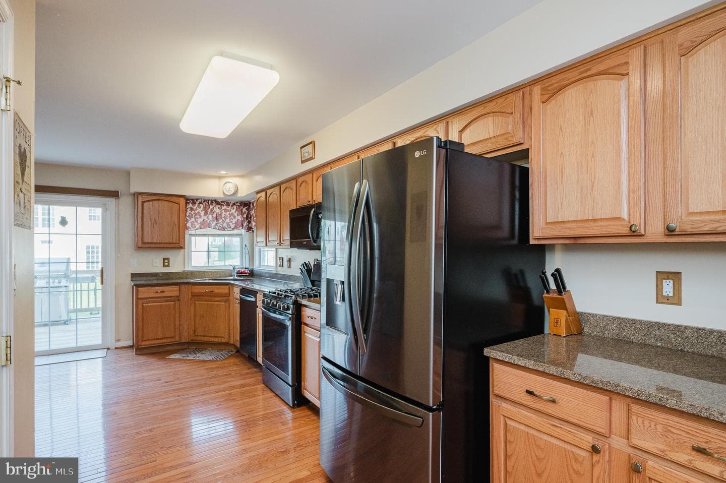 212 Thomas Point Way photo 8