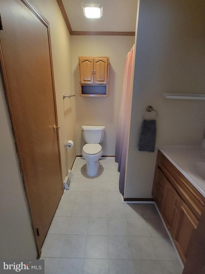 235 Woods Way photo 10