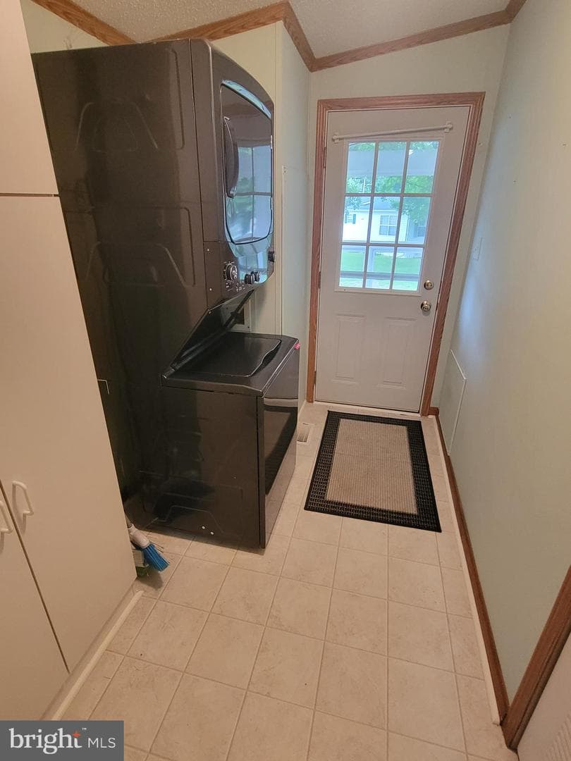 235 Woods Way photo 11