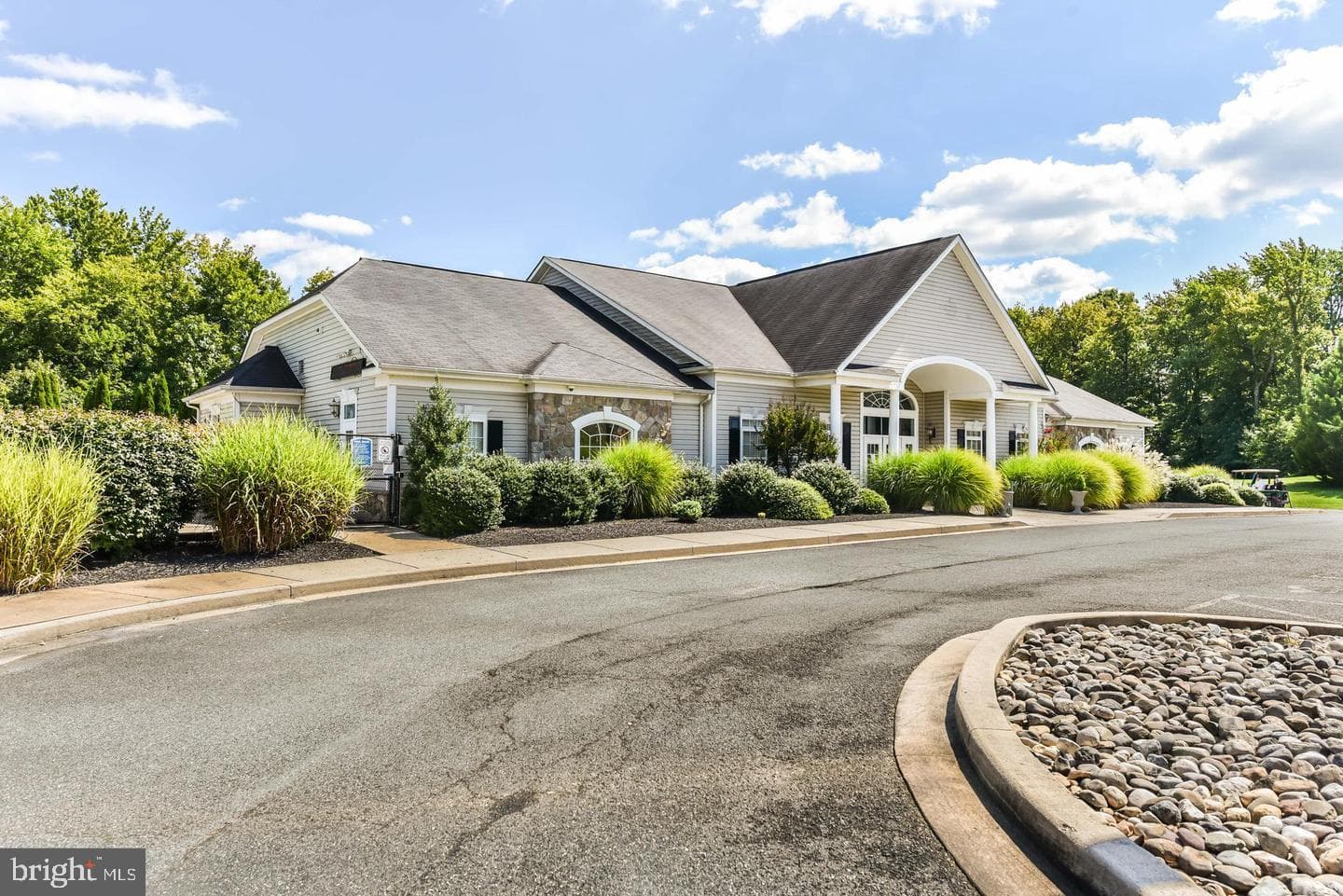 427 Patriots Way photo 11