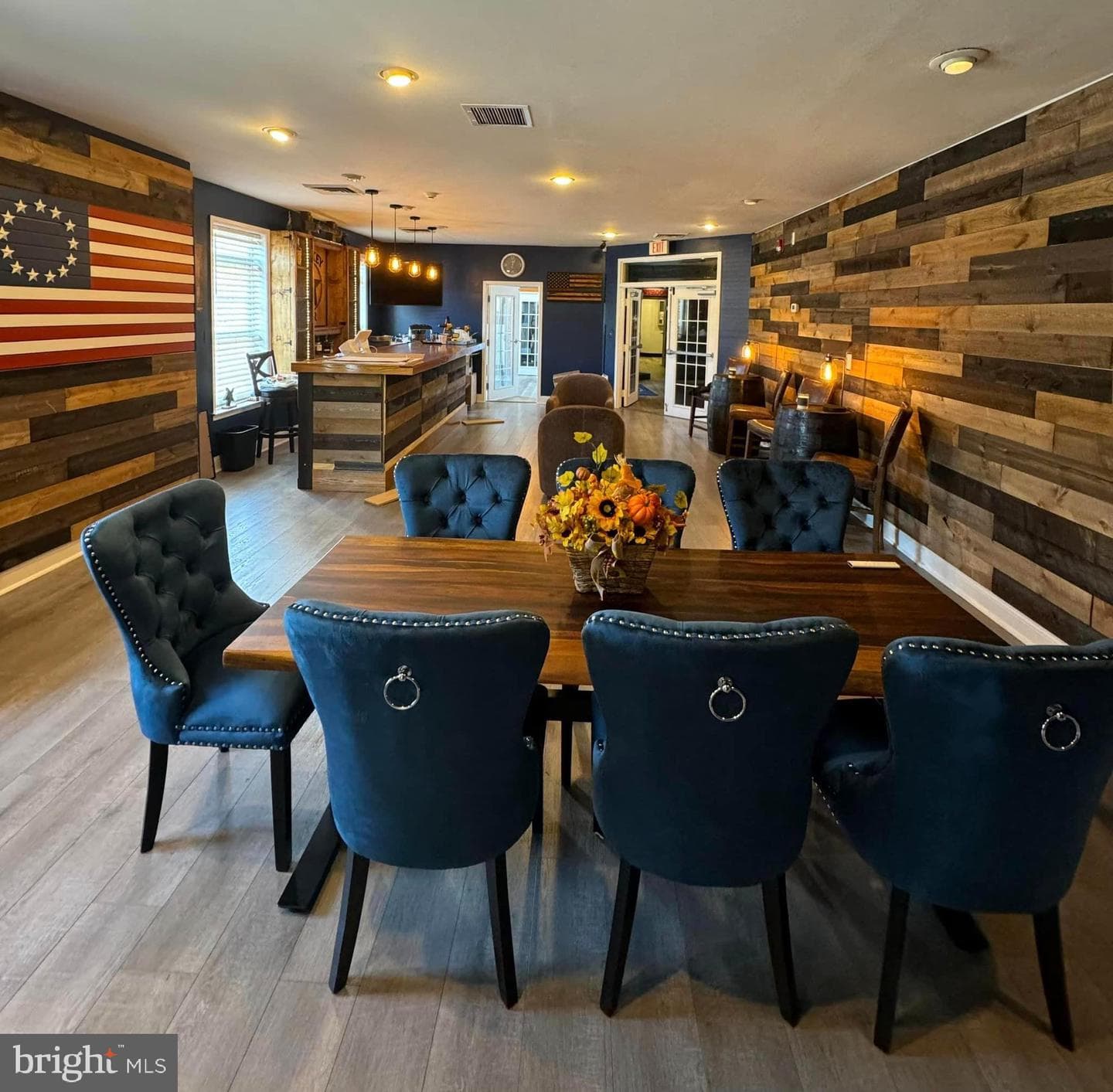 427 Patriots Way photo 17