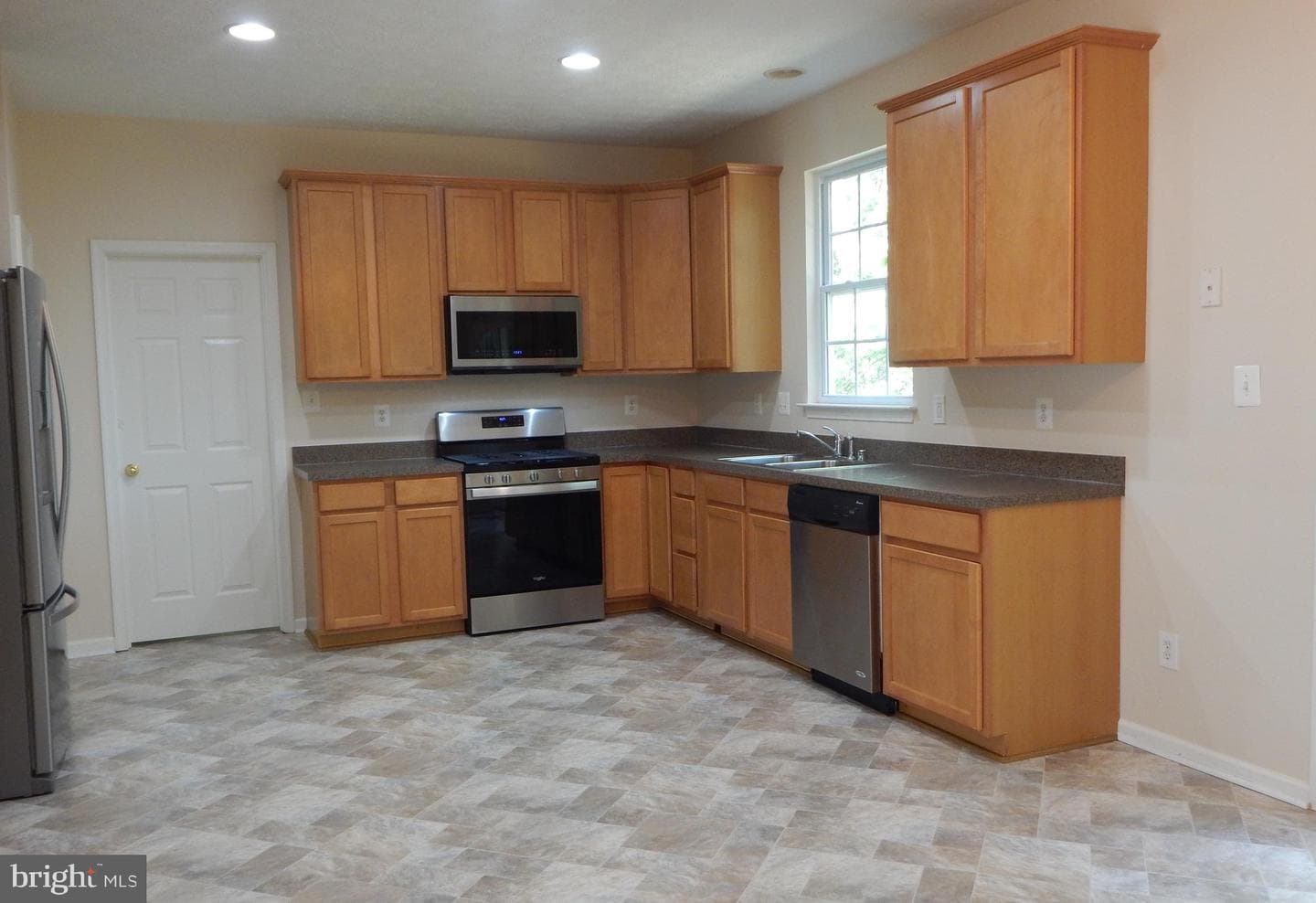 427 Patriots Way photo 46