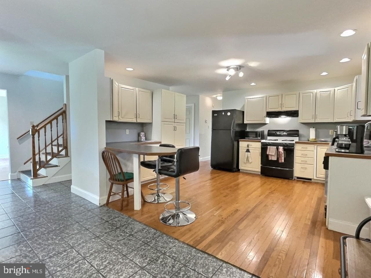 3394 Blue Ball Road photo 4