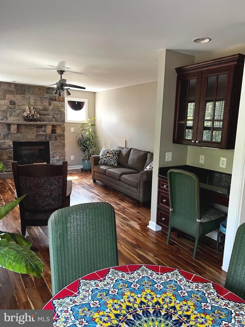 84 Finnegans Place photo 25