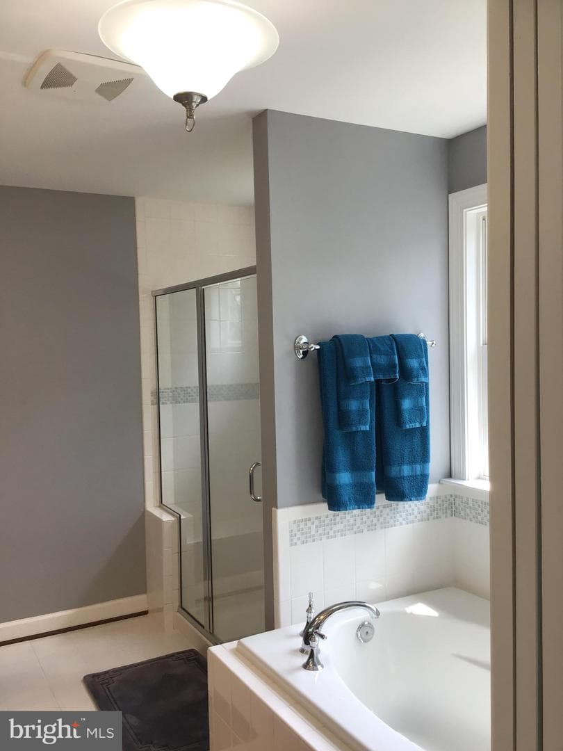84 Finnegans Place photo 38