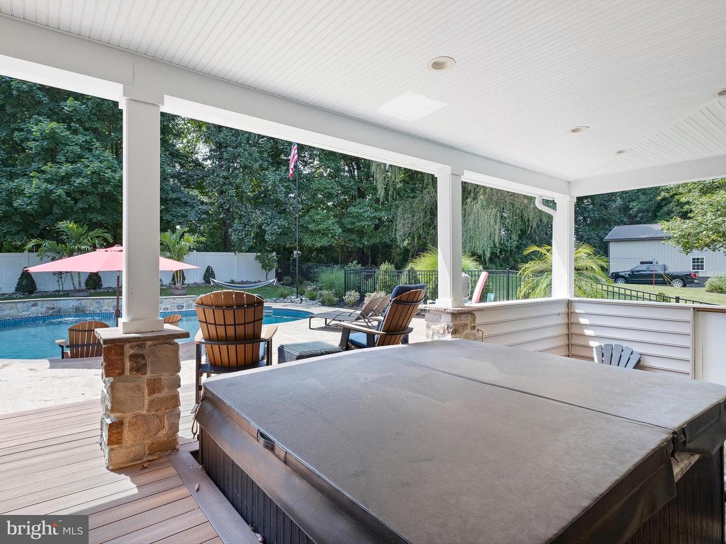 60 Barnett Drive photo 16