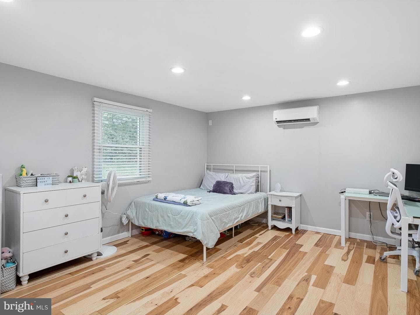 60 Barnett Drive photo 45
