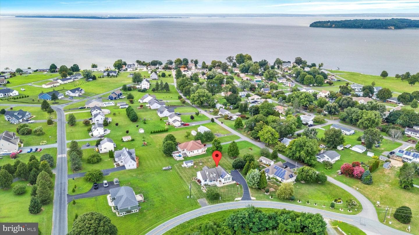 1451 Pond Neck Road photo 2