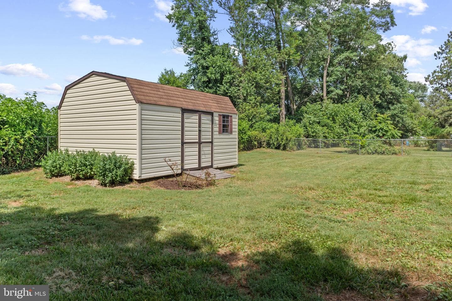 33 Honeysuckle Drive photo 46