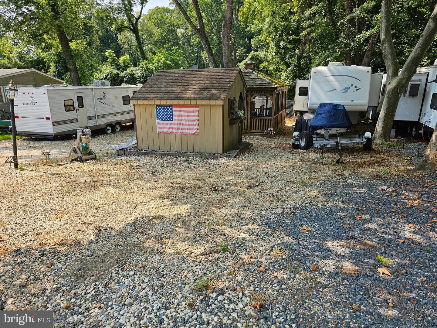 227,226 Little Beaver Lane #glen 1 photo 1