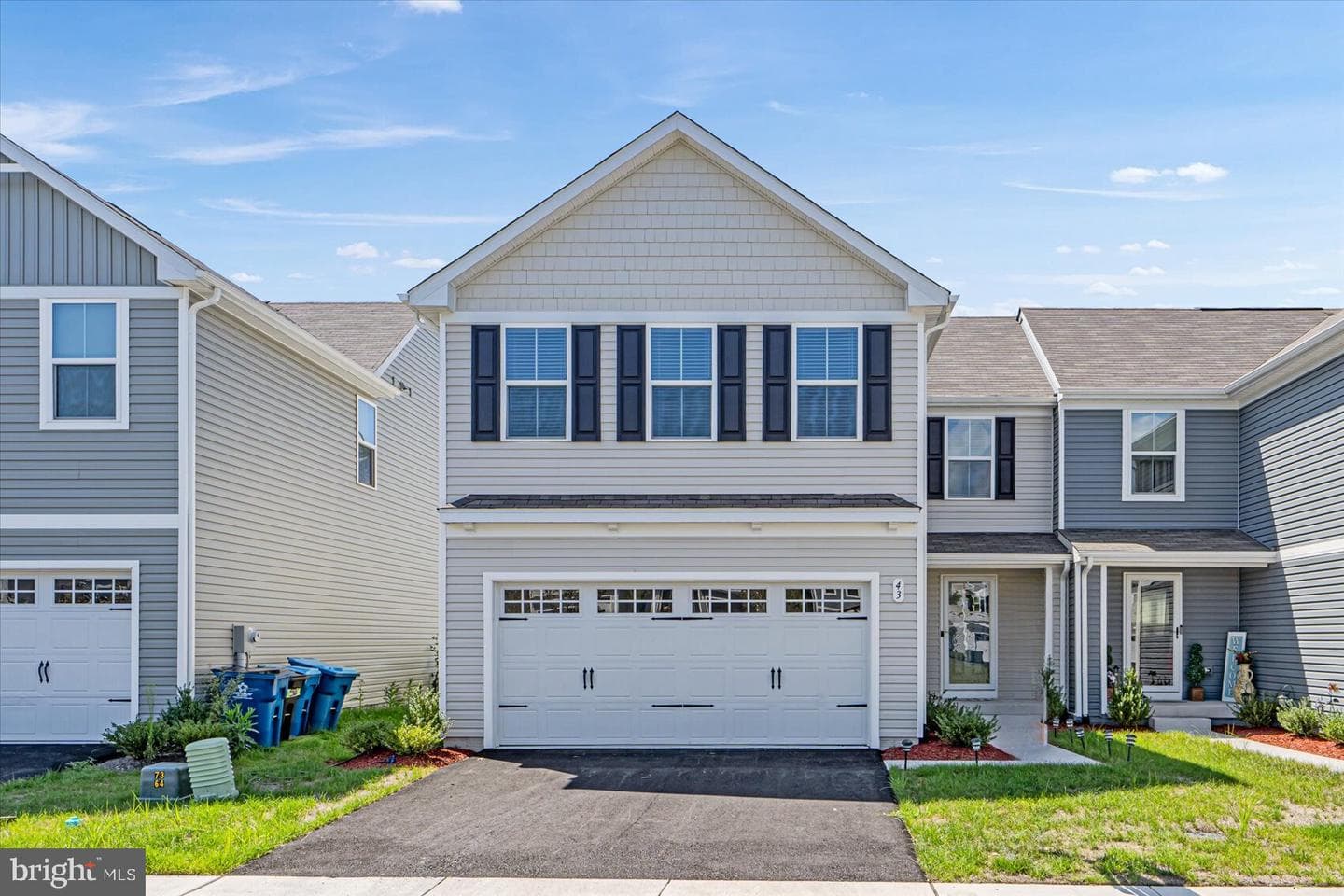 43 Olive Way photo 1