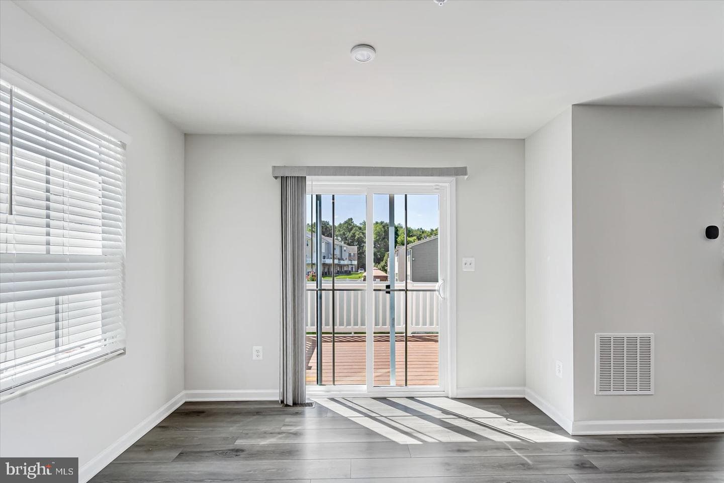 43 Olive Way photo 17