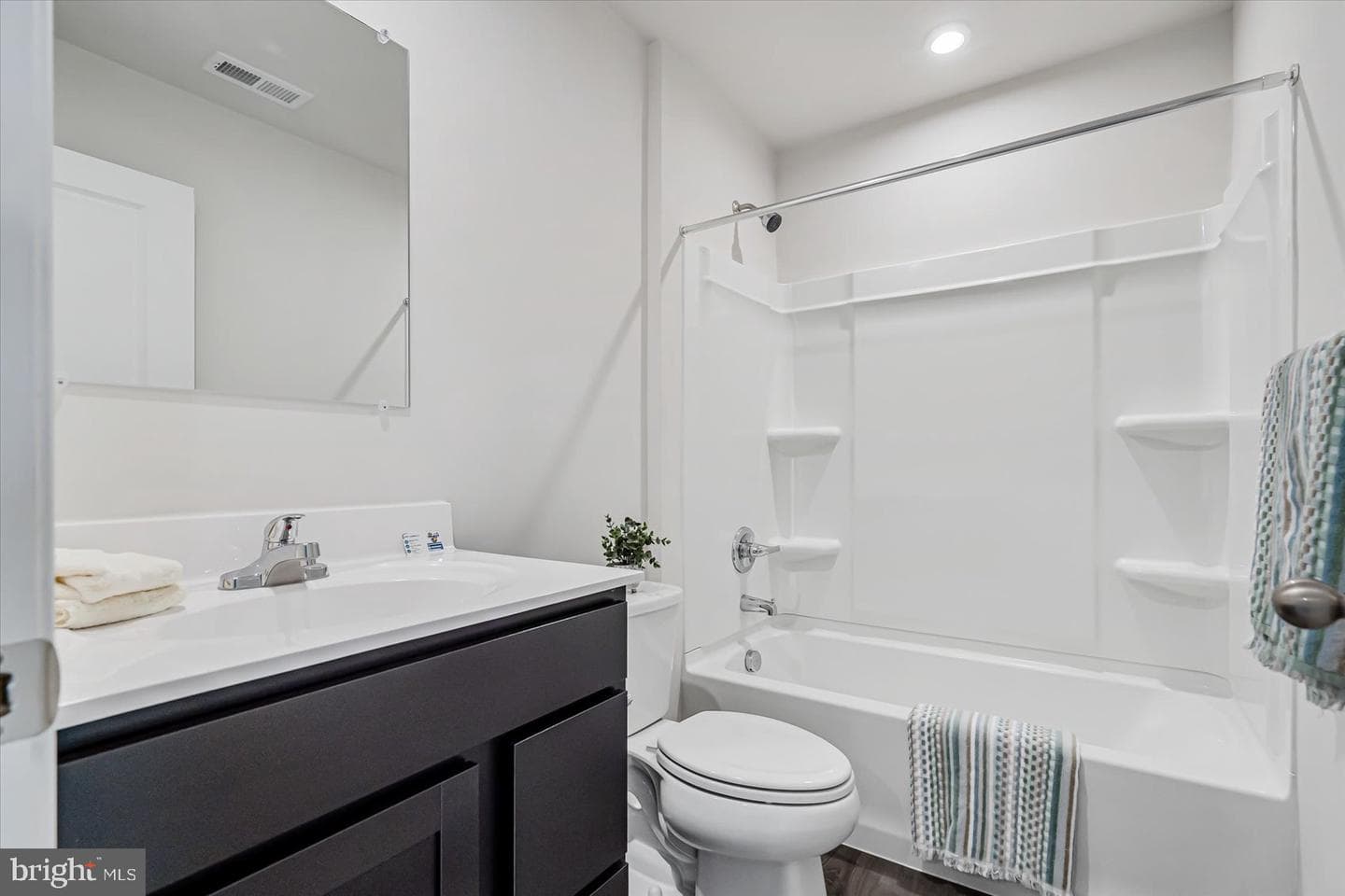 43 Olive Way photo 29