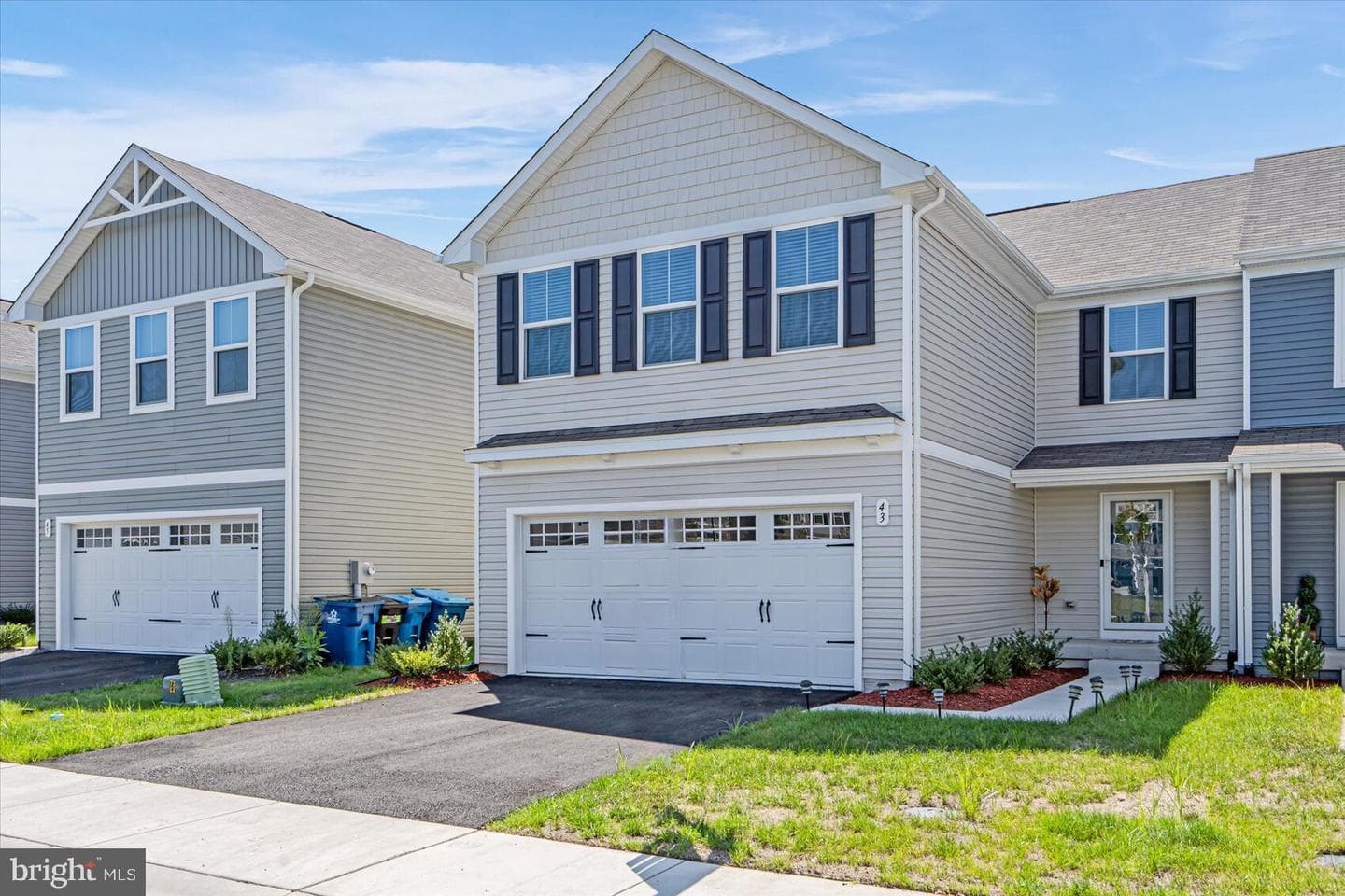 43 Olive Way photo 3