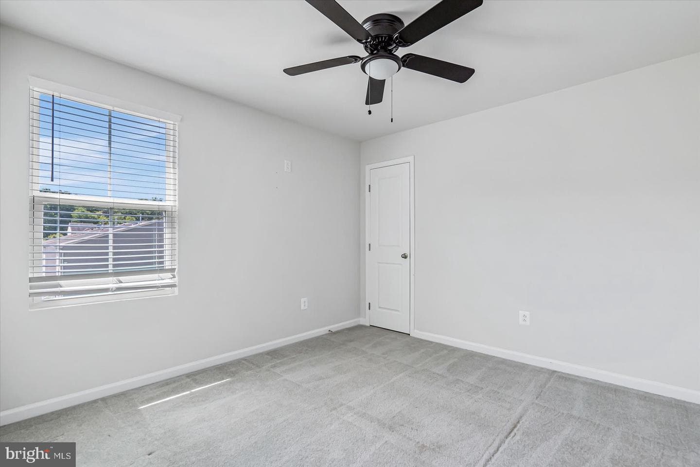 43 Olive Way photo 35
