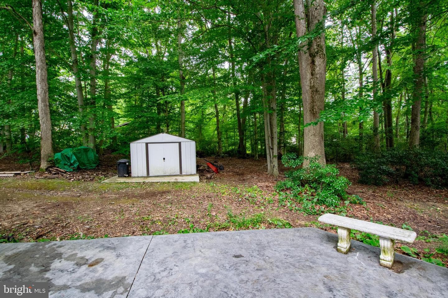 9 Colonial Circle photo 38