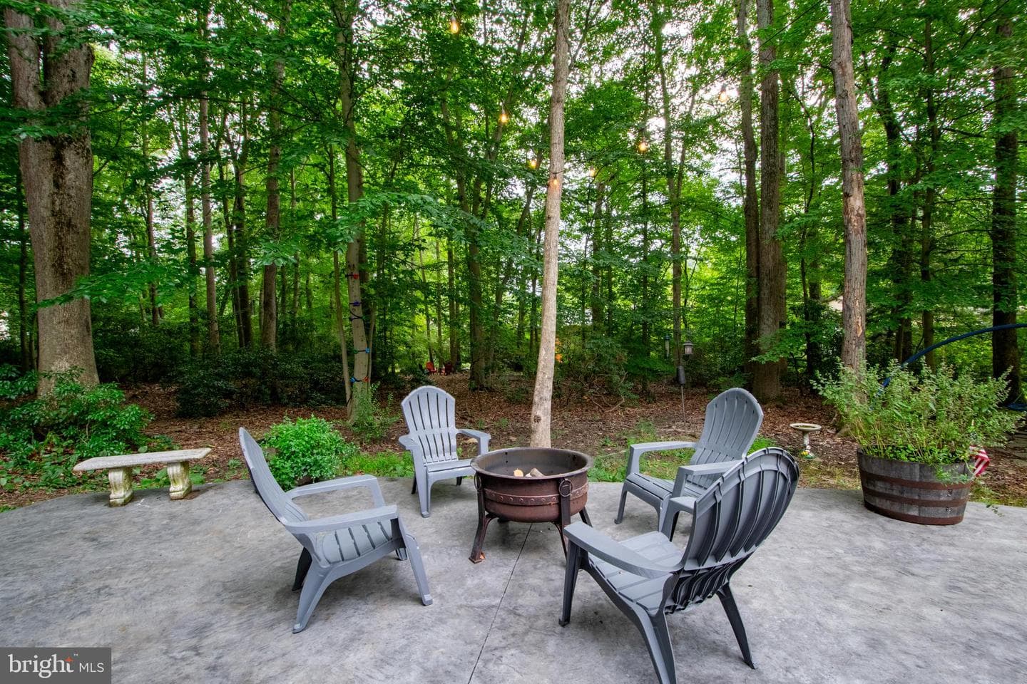 9 Colonial Circle photo 39