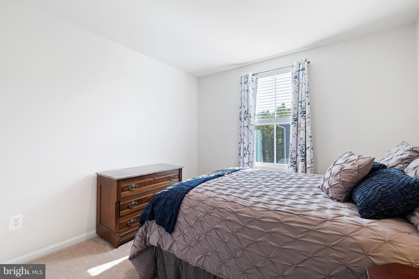 102 Goldspire Drive photo 23