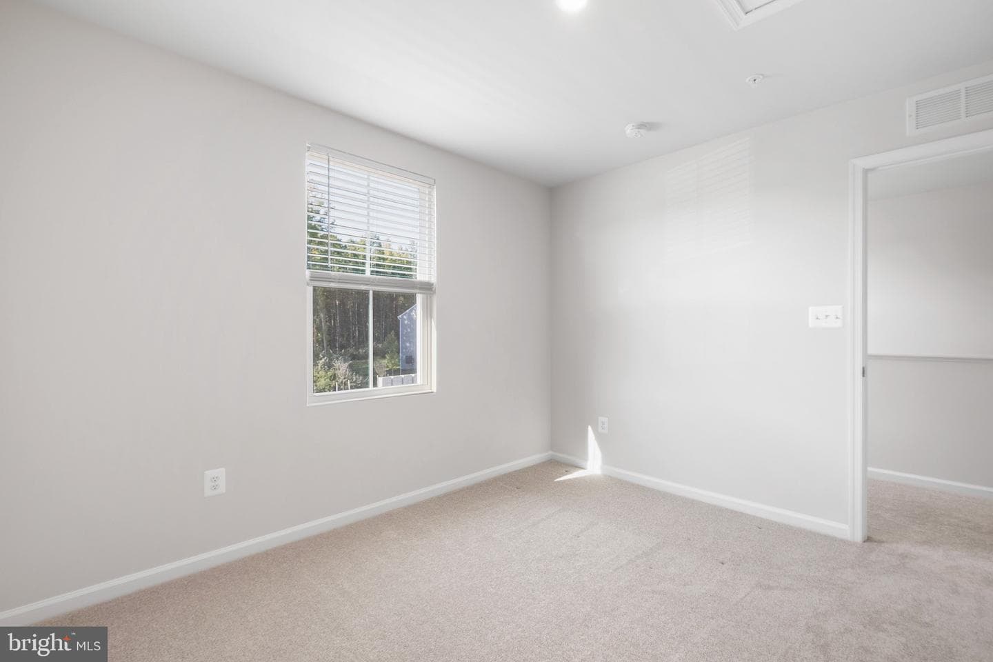 102 Goldspire Drive photo 26