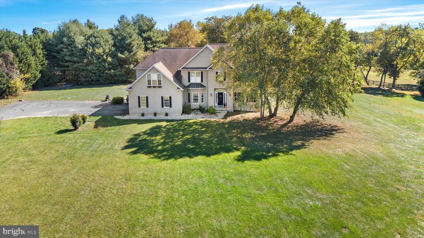 68 Welders Lane photo 1