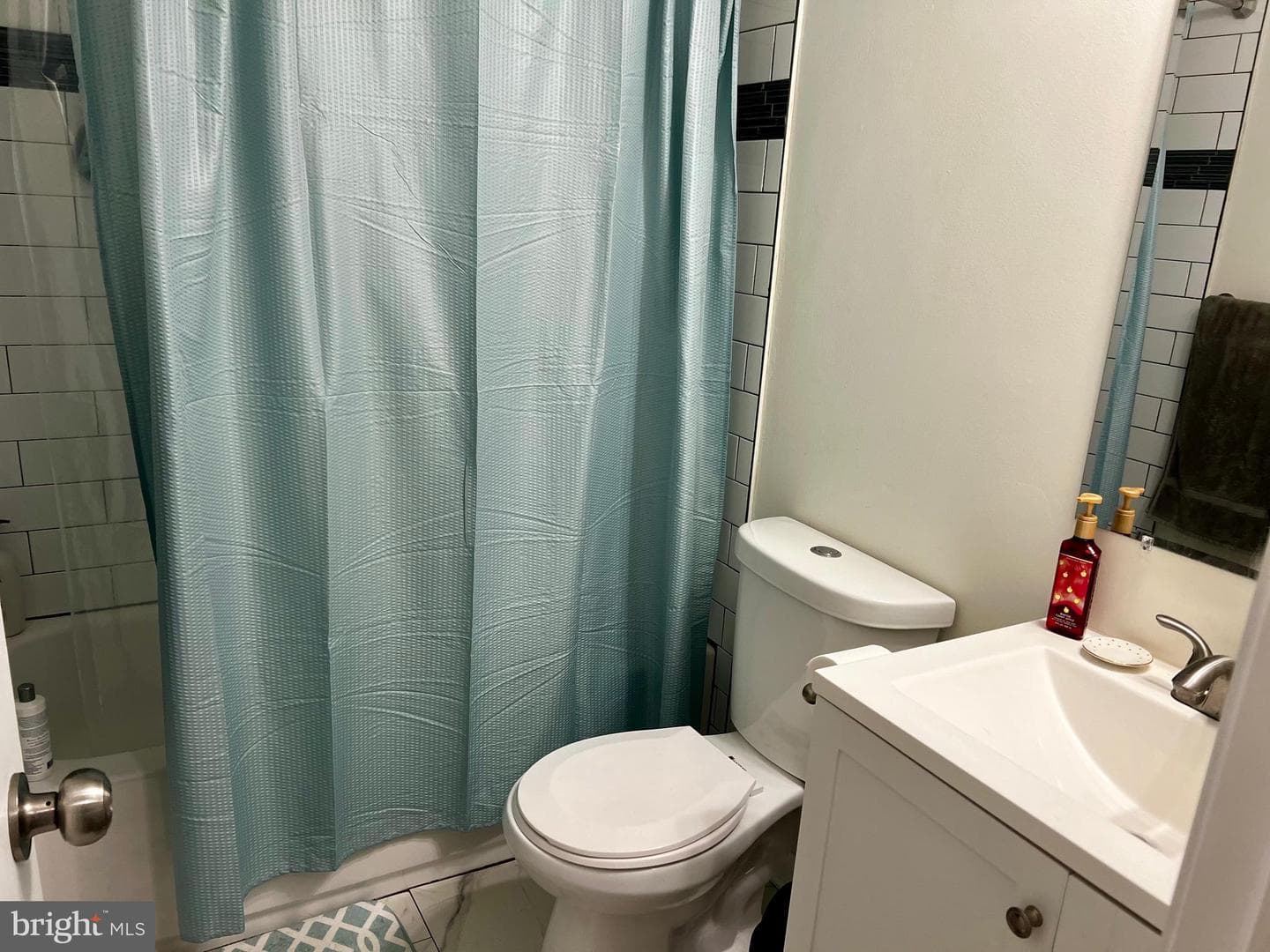 132 W Thomson Drive photo 28