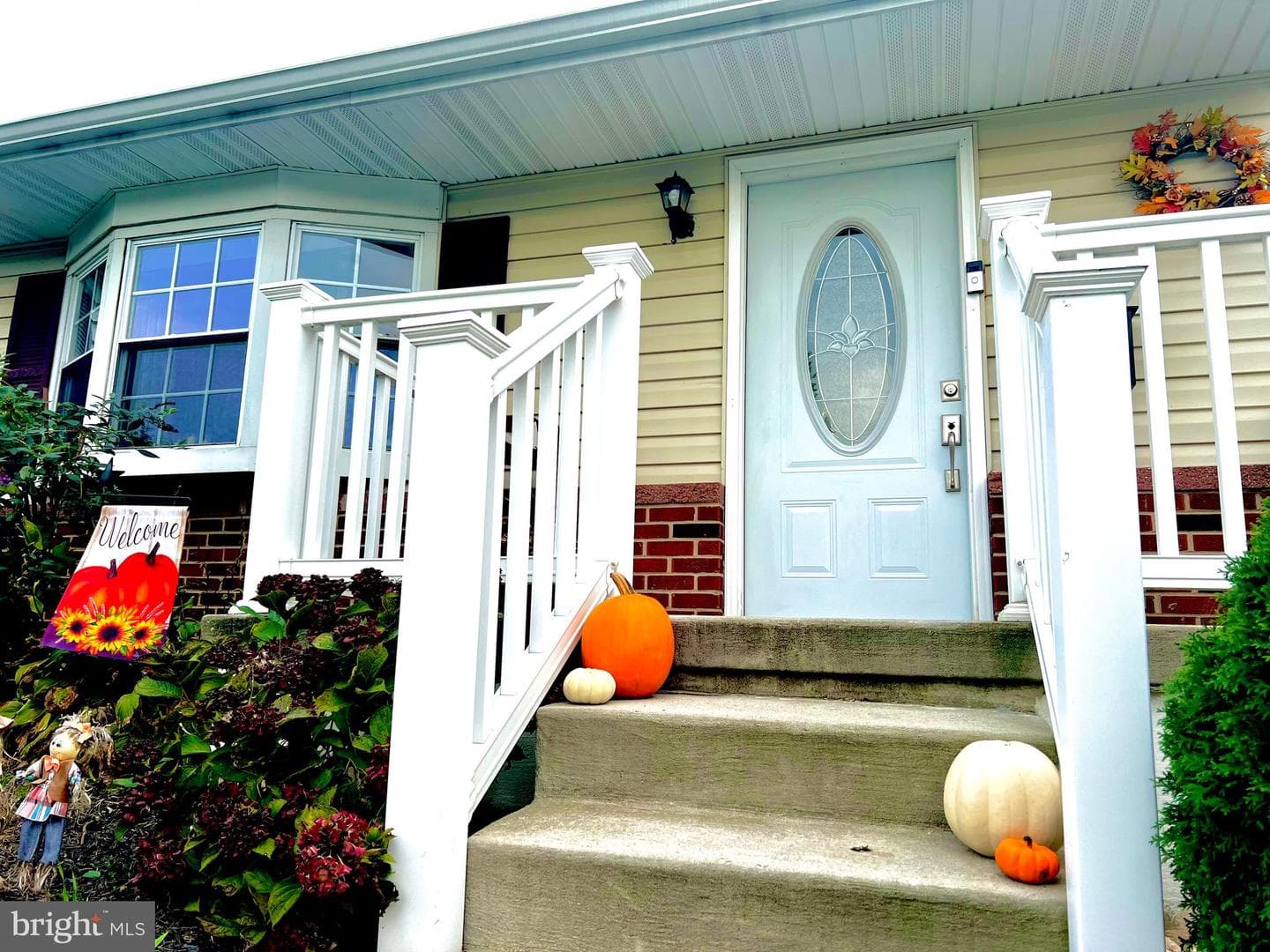 132 W Thomson Drive photo 4