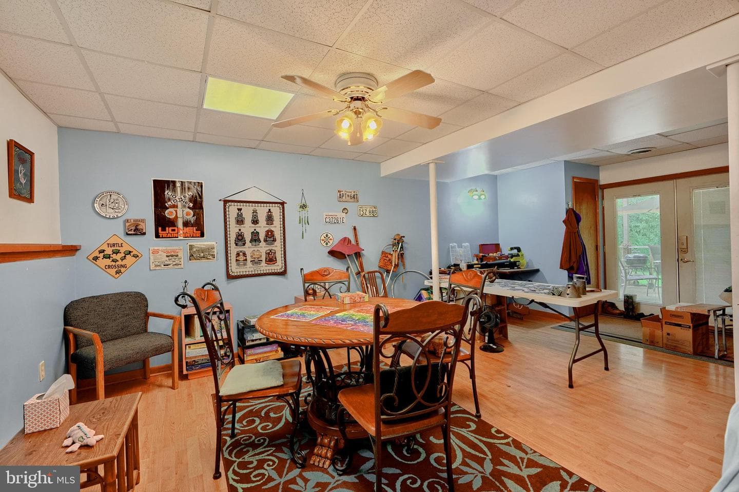 211 Bruce Court photo 32