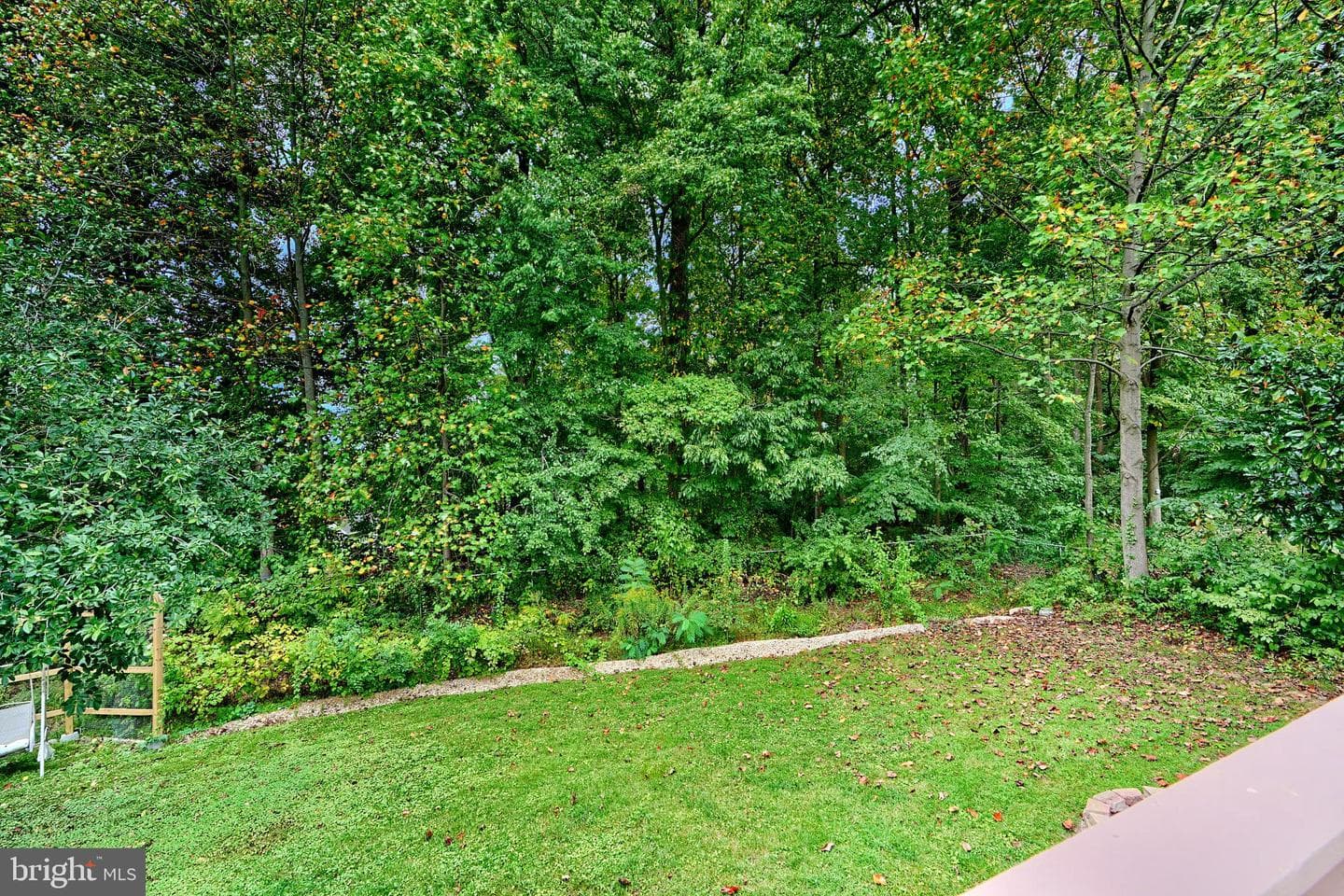 211 Bruce Court photo 39